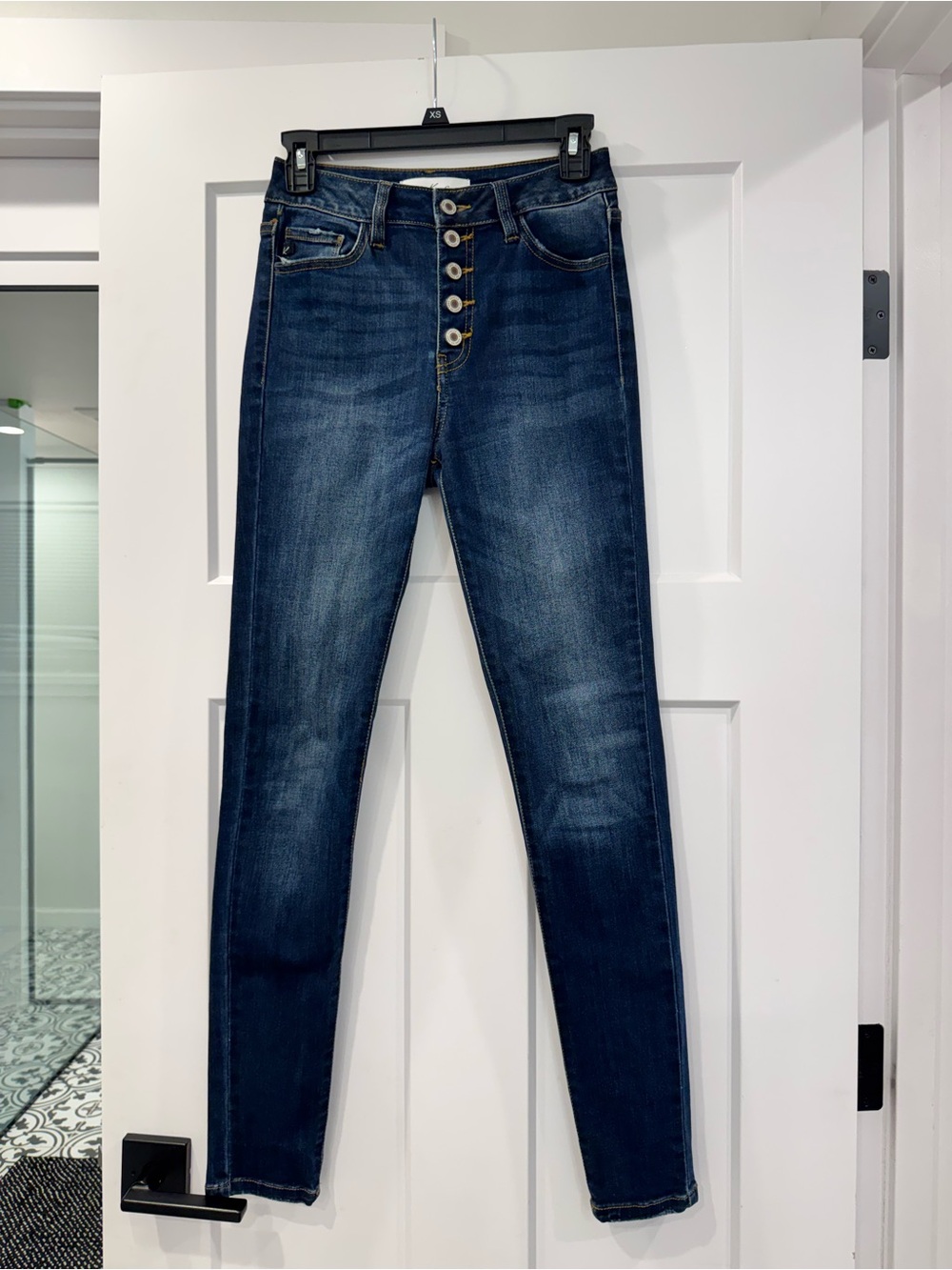Like New KanCan Skinny Jeans